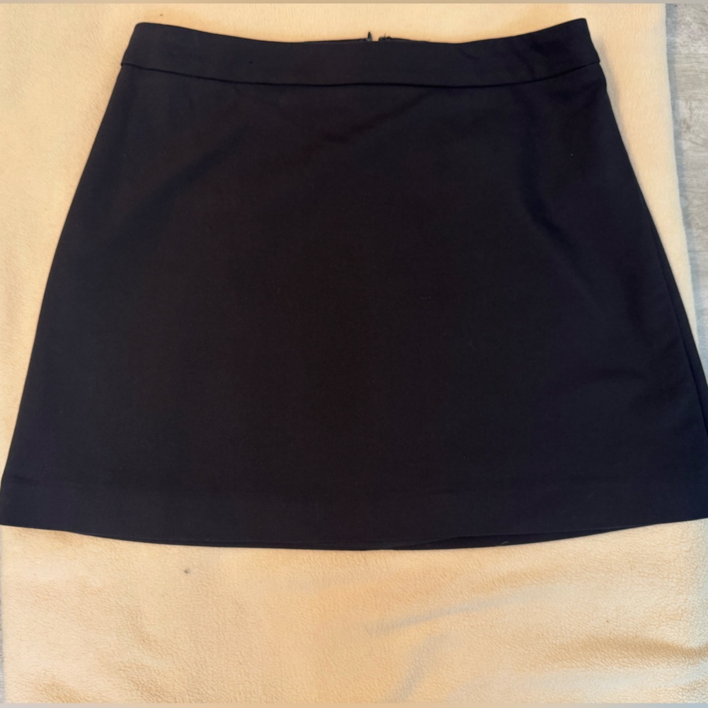Express A-line miniskirt, size 8, Black, lined